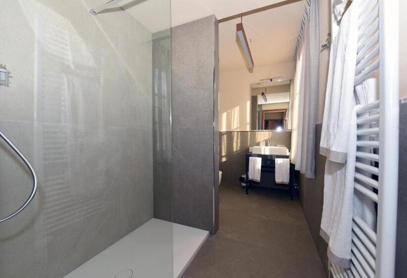 تختخواب و صبحانه Cascina La Badia