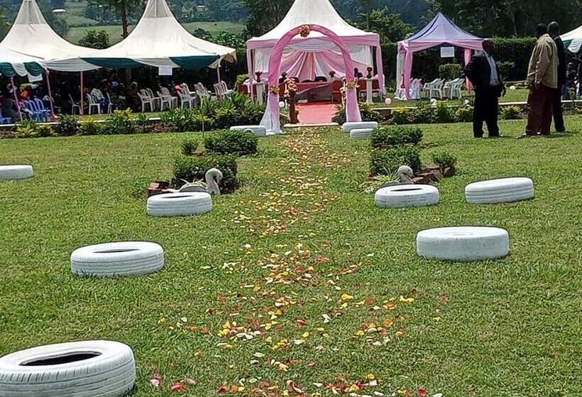 تختخواب و صبحانه Hillview Eco Tourism Resort