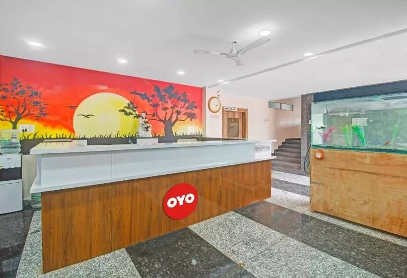 Hotelli Sai Baba Palace Lodging And Boarding