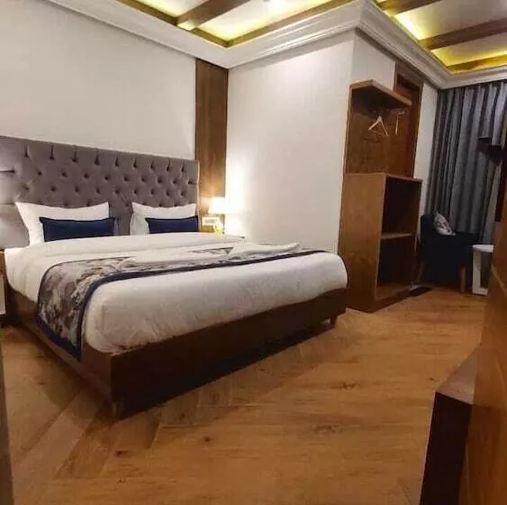 ホテル The Sapling Manor