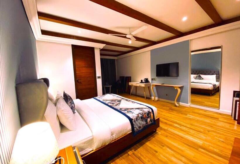 酒店 The Sapling Manor