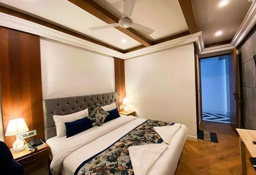 ホテル The Sapling Manor