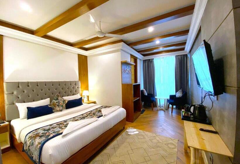 酒店 The Sapling Manor