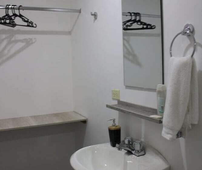 پانسیون La Ruta Hotel Corporativo