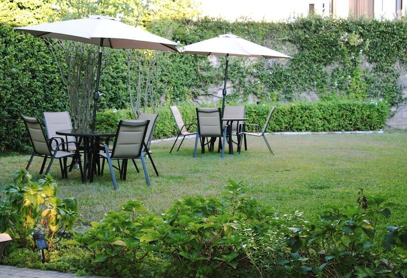 پانسیون La Ruta Hotel Corporativo