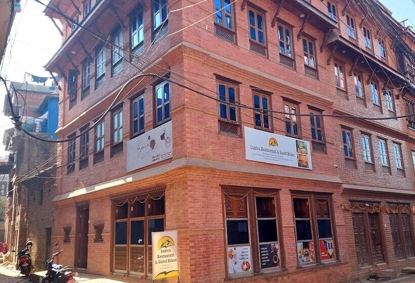 پانسیون Luniva Restaurant And Guest House