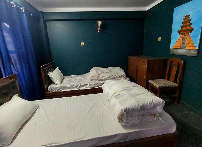 پانسیون Luniva Restaurant And Guest House