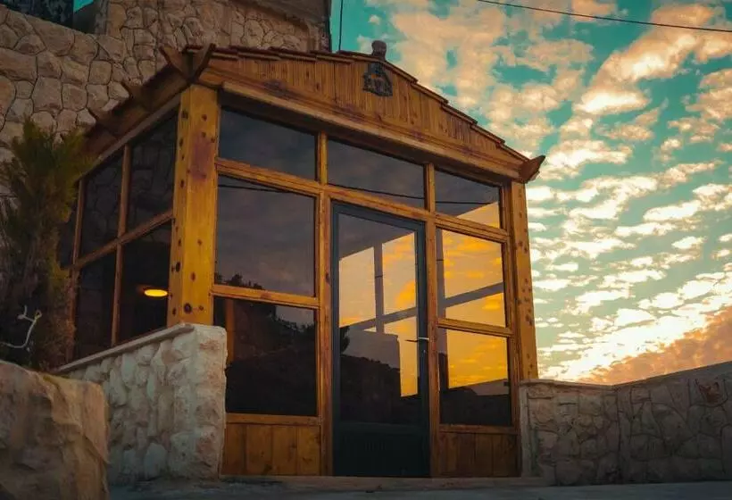 Plaza View Hostel