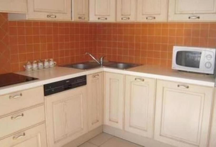 צימר Cosy Cottage With Private Pool