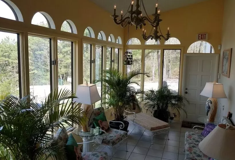 ベッドアンドブレックファースト Tuscan Manor