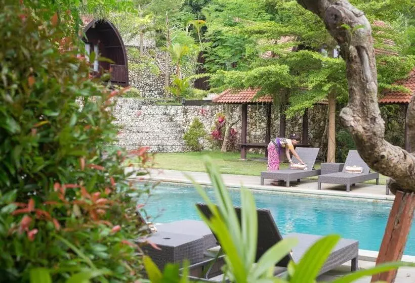 Hotelli Klumpu Hill Villas Nusa Penida