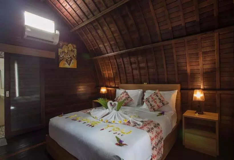 Hotelli Klumpu Hill Villas Nusa Penida