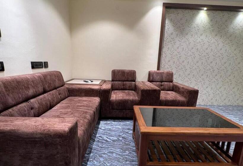 בית מלון כפרי Mangalore Stay Inn