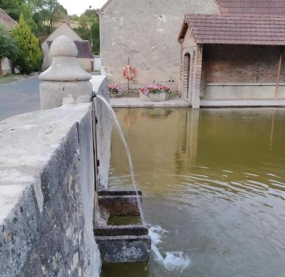 بنسيون Les Chambres Du Lavoir