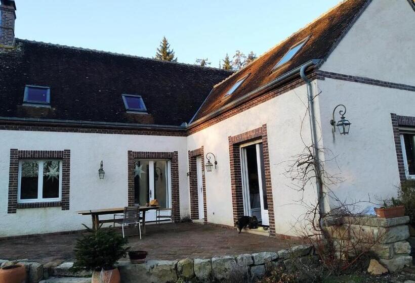 بنسيون Les Chambres Du Lavoir