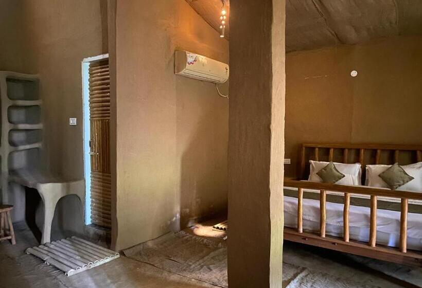 渡假胜地  Virsaa   The Captain S Mud Retreat