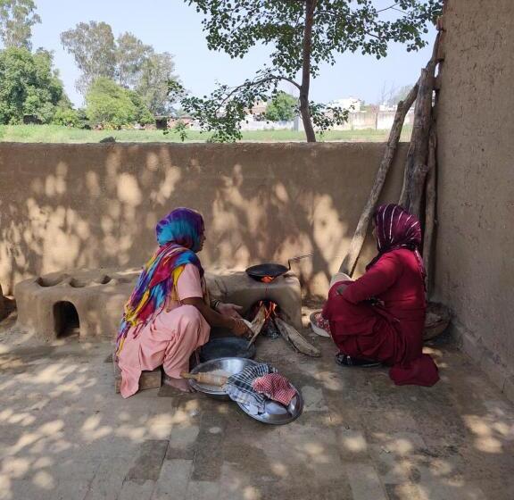 渡假胜地  Virsaa   The Captain S Mud Retreat