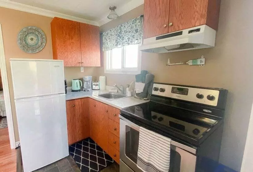 Sea Breeze Bed & Breakfast