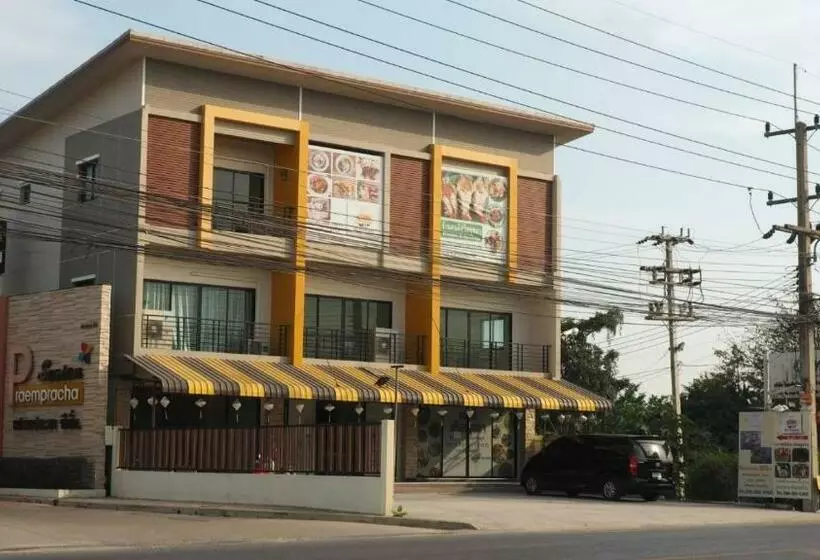 Bed&breakfast@bangpa In Hostel