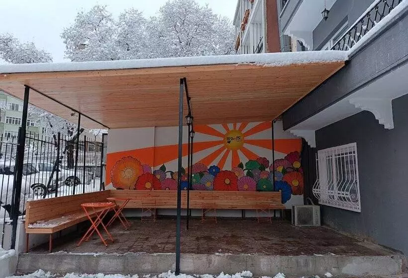 Deeps Hostel Ankara 2