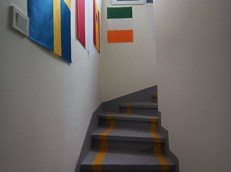 Deeps Hostel Ankara 2