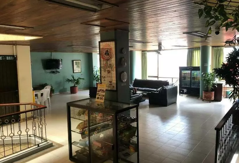 カプセルホテル La Colina