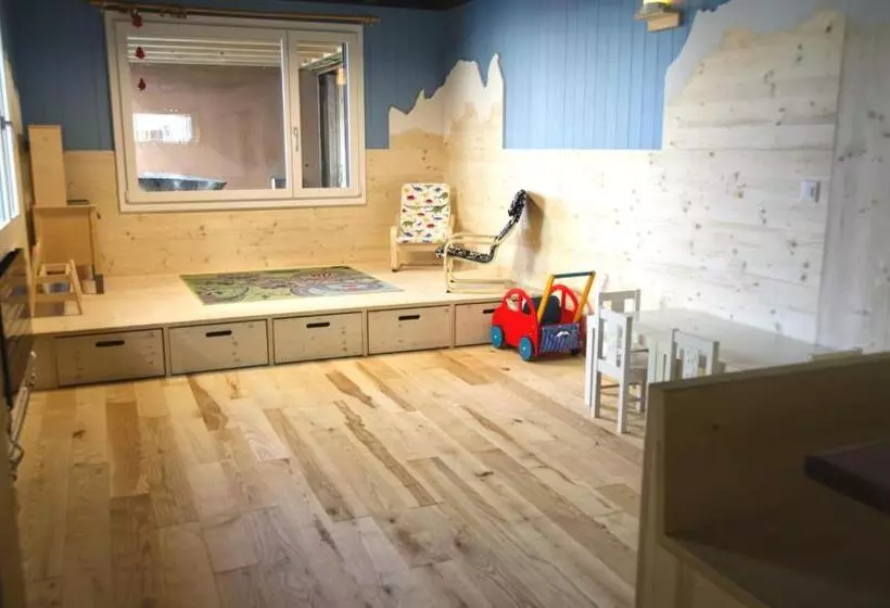 Hotelli Frutt Living