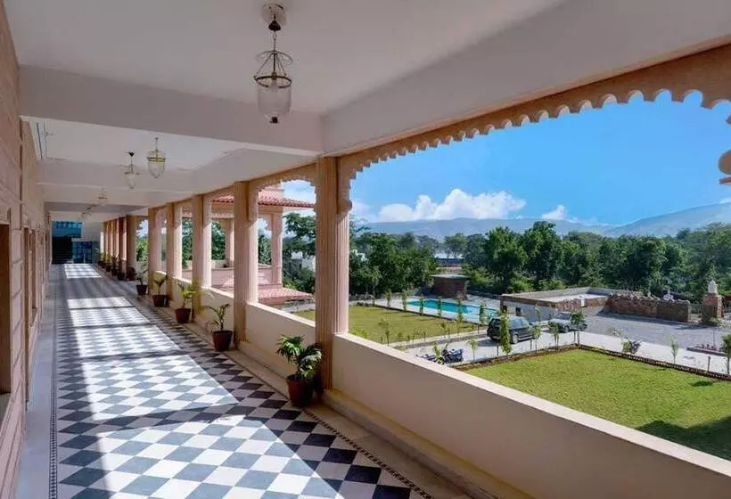 Hotelli Jai Niwas Palace Resort