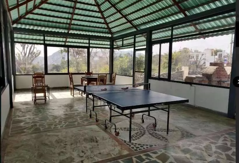 Hotelli Jai Niwas Palace Resort