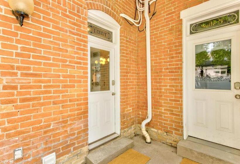 هتل Suite 2 Historic Art City Inn