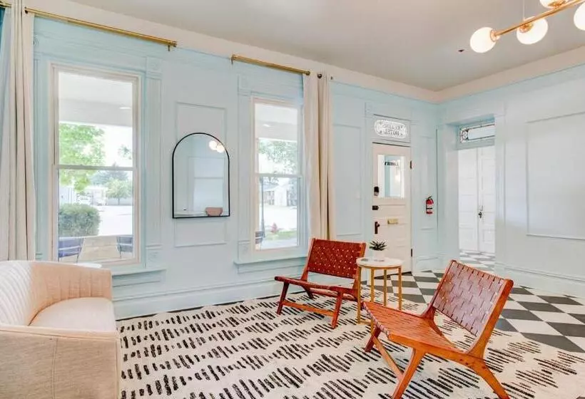 ホテル Suite 2 Historic Art City Inn
