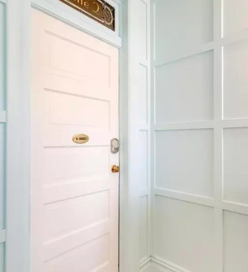 ホテル Suite 2 Historic Art City Inn