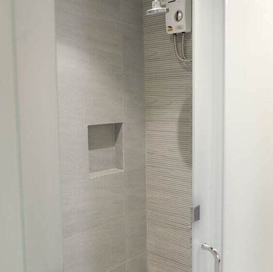 Hotel The Grid Co Living Managed By Hii