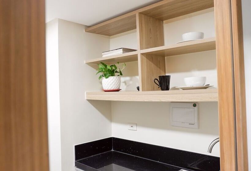 Hotel The Grid Co Living Managed By Hii