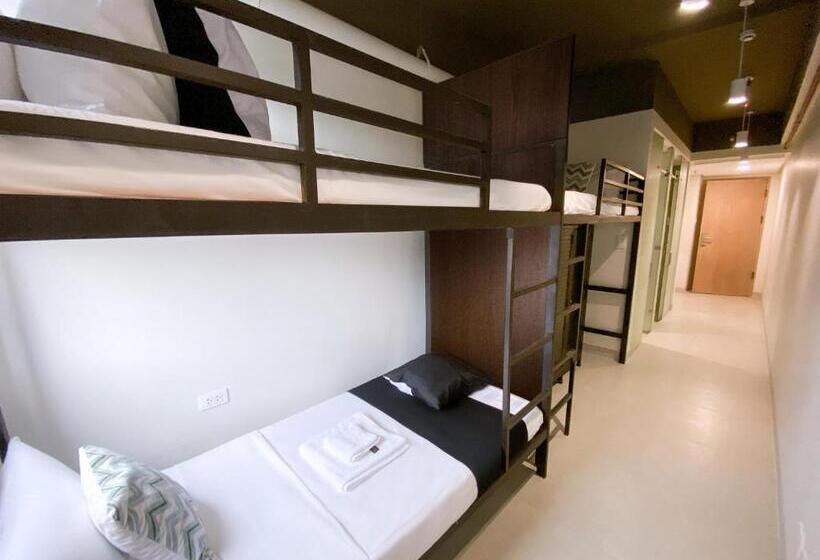 Hotel The Grid Co Living Managed By Hii