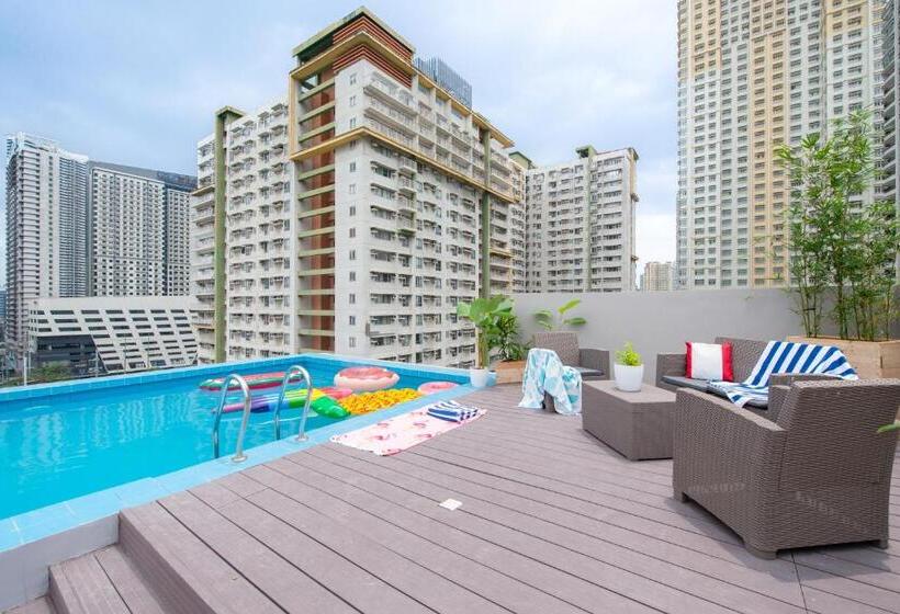 Hotel The Grid Co Living Managed By Hii