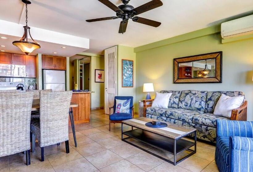 Papakea K303 2bed/2bath Stunning Ocean & Pool Views