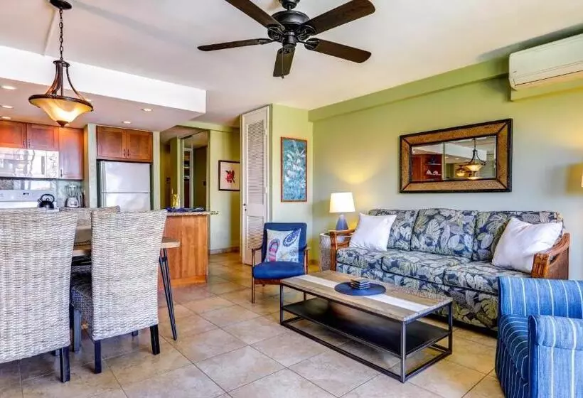 Papakea K303 2bed/2bath Stunning Ocean & Pool Views