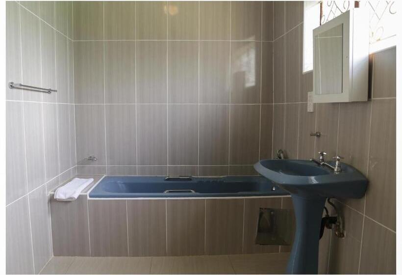 پانسیون Haithoms B&b Tlokweng Gaborone