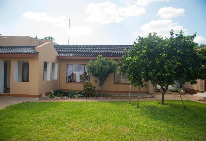 پانسیون Haithoms B&b Tlokweng Gaborone