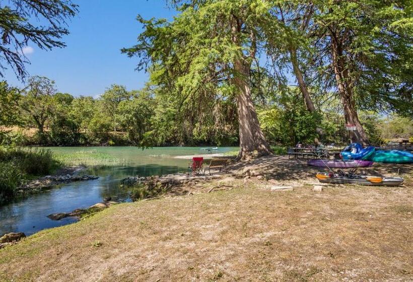 펜션 River Run Hannas House On Guadalupe