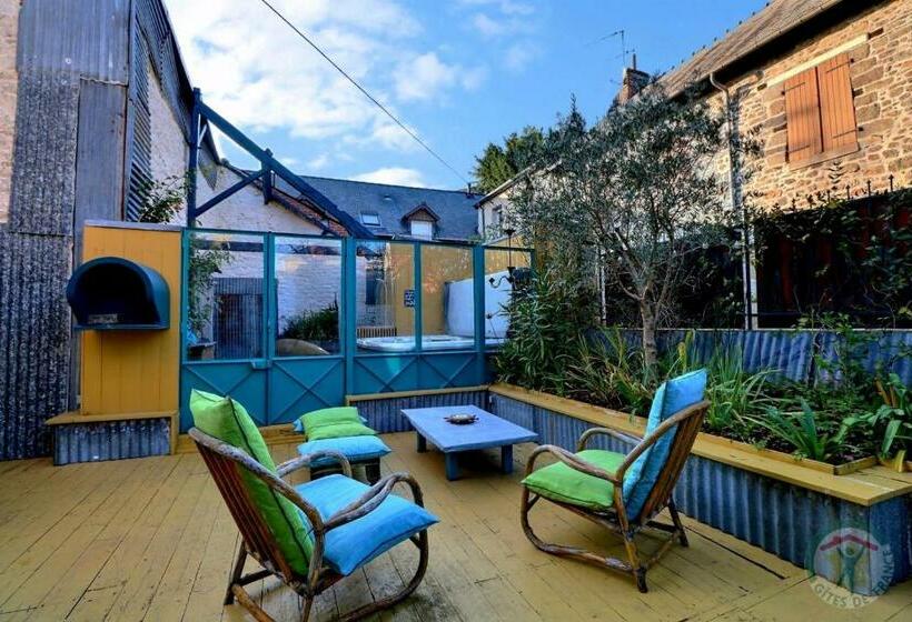 مبيت وإفطار La Goutte D Or