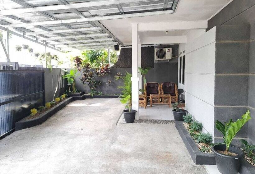 فندق Express O 92035 Rumah Singgah 8b Syariah