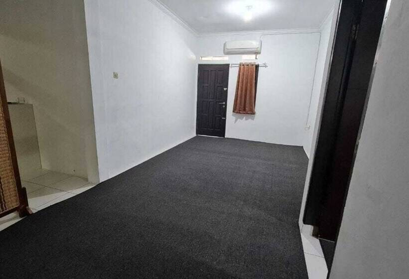 فندق Express O 92035 Rumah Singgah 8b Syariah
