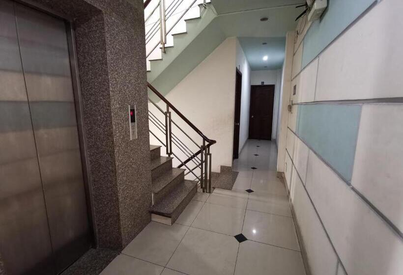 هتل Khách Sạn Hoa Cúc