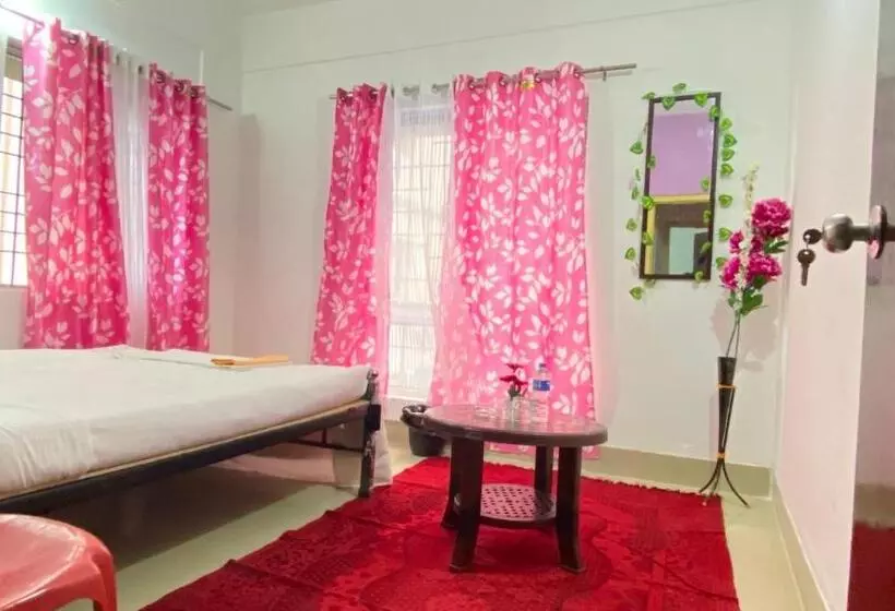 Hotelli Oyo Cozy Guest House