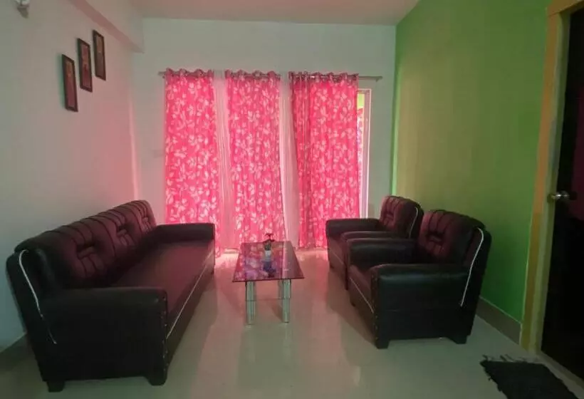 Hotelli Oyo Cozy Guest House