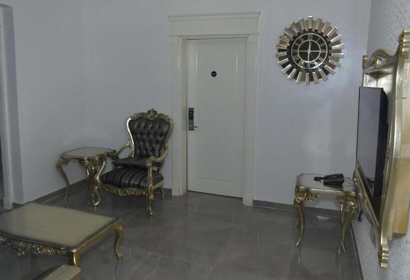 هتل Sakura Apartment