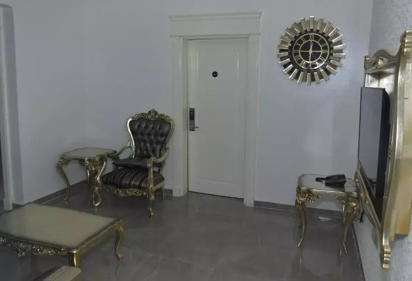 هتل Sakura Apartment