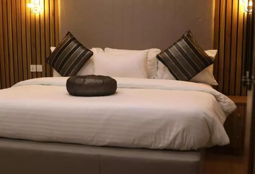 هتل Sakura Apartment